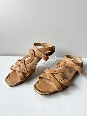 Pour La Victoire kassia Tan Leather Strappy Gold Studs Flat Sandals Size 10M